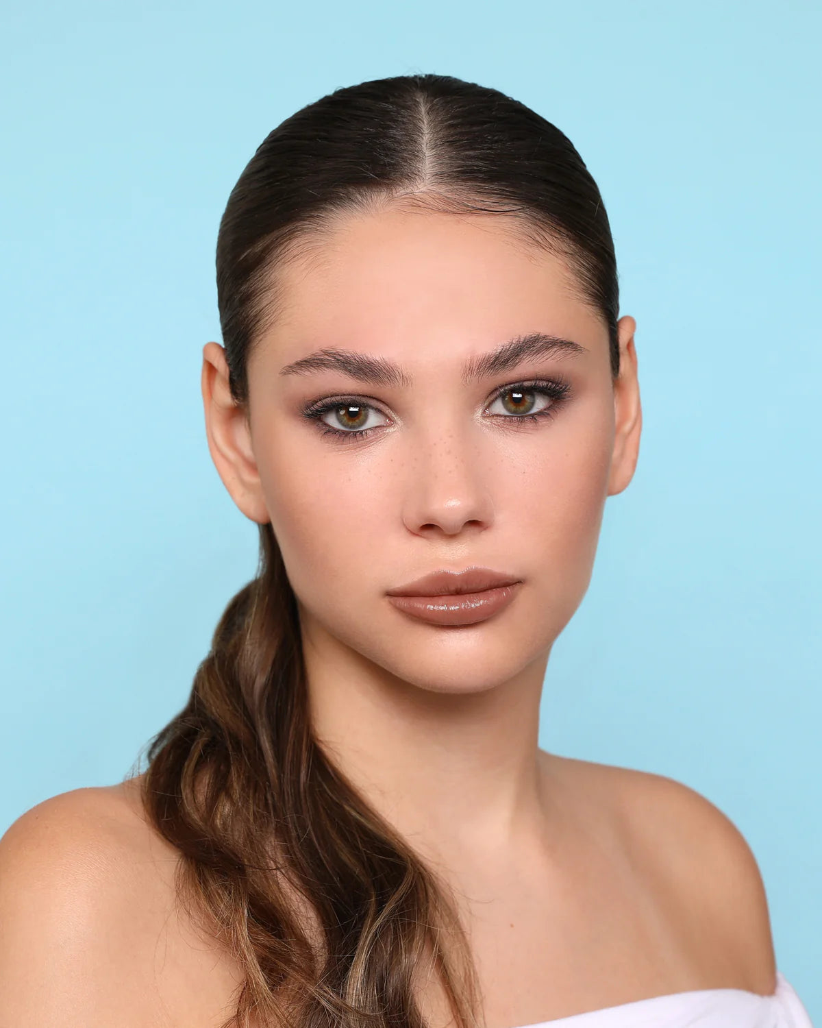 Moira Chic Satin Lipstick (004, Time Capsule) 3PCS BUNDLE  (PRE-SALE