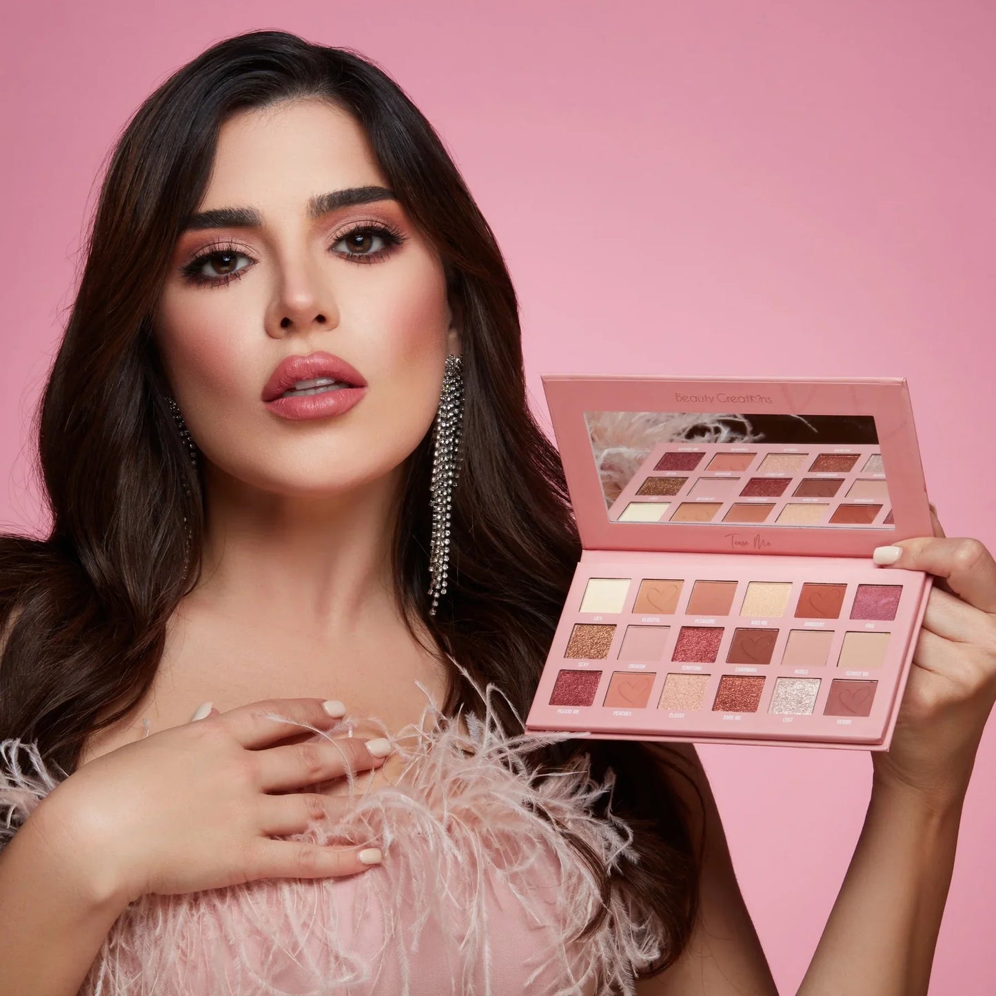 E18T Beauty Creations Tease Me 18 Color Eyeshadow Palette