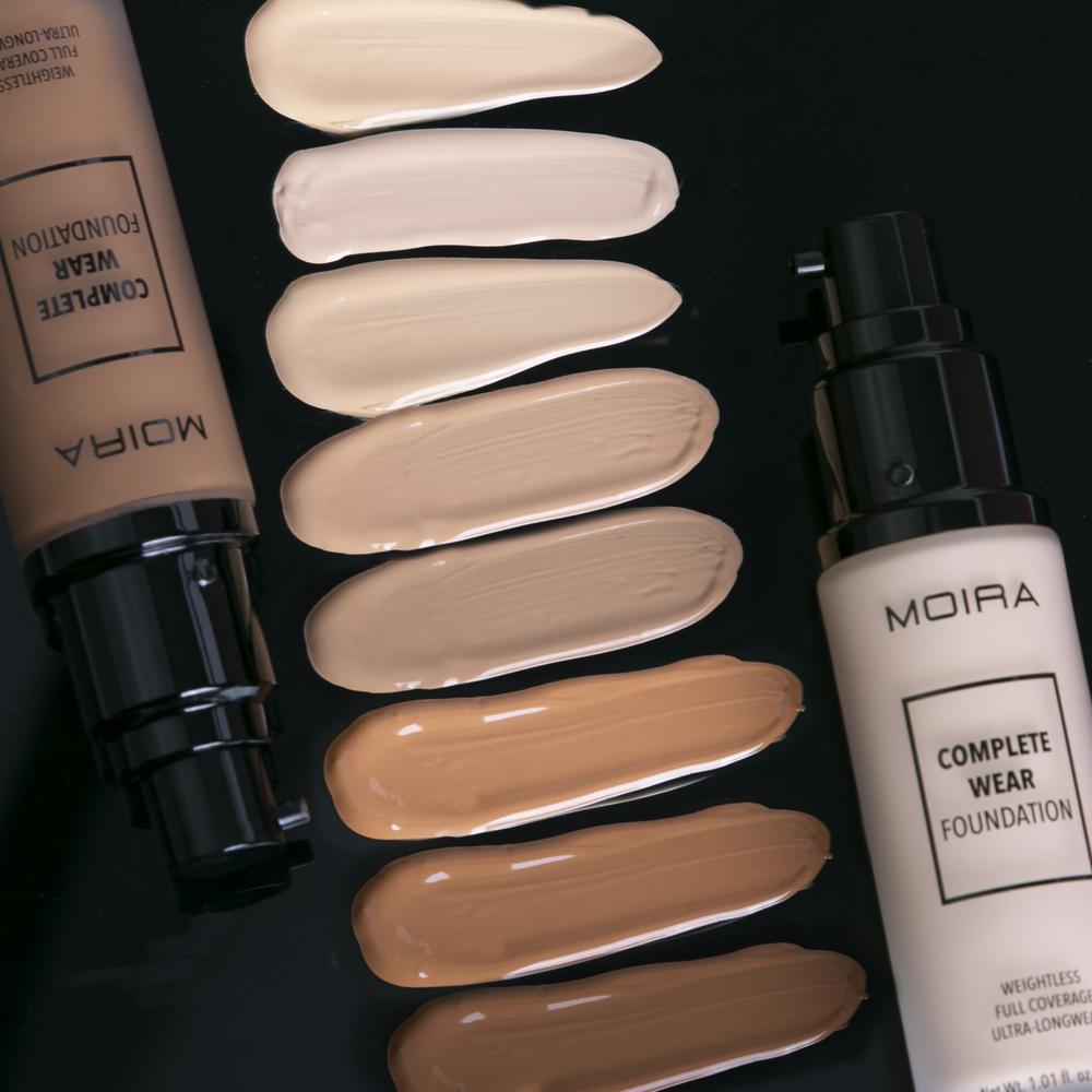 CWF 100 Light Ivory - Complete Wear Foundation