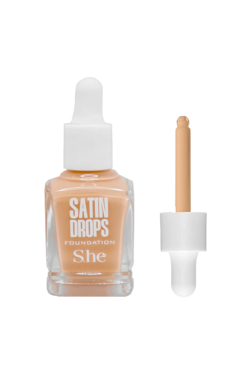 RF1002 S.he Makeup Satin Drops Light Base Foundation Display