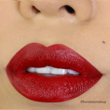 Load image into Gallery viewer, Signature Lipstick (011, Burgundy Noir) 3pc Set
